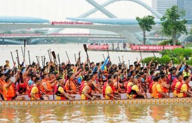 线上线下超200万人次围观   南沙蕉门河上赛龙超壮观!